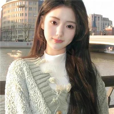 谜一样的双眼